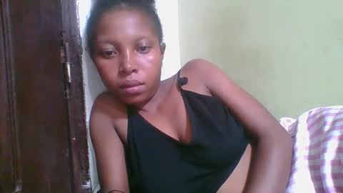 Snapshot of rinah654271 chatting on February 16, 2026, 2:35 pm rinah654271 online show from February 16, 2026, 2:35 pm