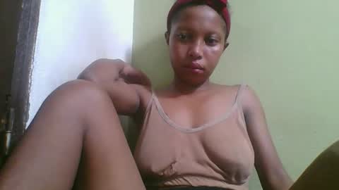 Snapshot of rinah654271 chatting on March 18, 2026, 7:50 pm rinah654271 online show from March 18, 2026, 7:50 pm