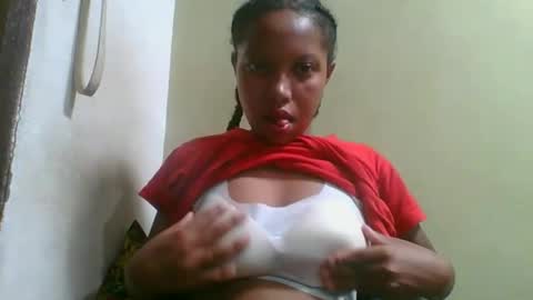 rinah654271 online show from April 30, 2026, 2:40 am