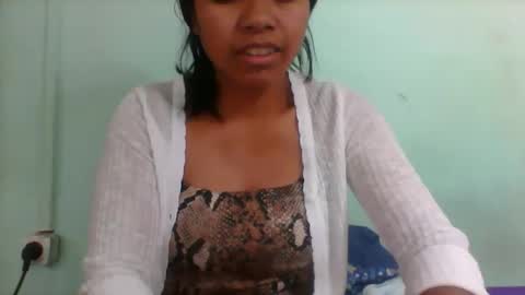 rinah856024 online show from October 2, 2025, 5:20 pm