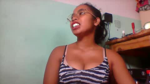 Snapshot of rinah856024 chatting on April 19, 2026, 4:06 pm rinah856024 online show from April 19, 2026, 4:06 pm