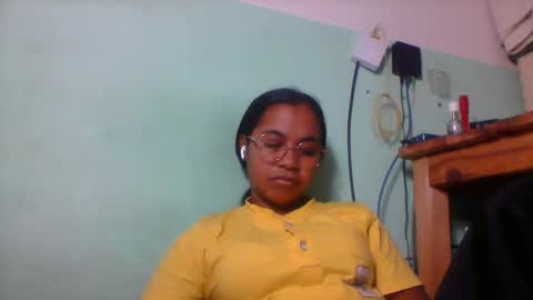 Snapshot of rinah856024 chatting on April 25, 2026, 1:52 pm rinah856024 online show from April 25, 2026, 1:52 pm