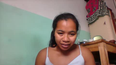 Snapshot of rinah856024 chatting on May 2, 2026, 4:17 am rinah856024 online show from May 2, 2026, 4:17 am
