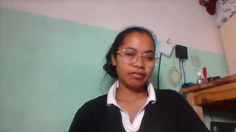 Snapshot of rinah856024 chatting on May 5, 2026, 7:22 pm rinah856024 online show from May 5, 2026, 7:22 pm