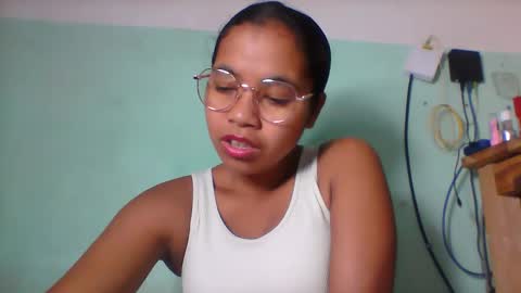 Snapshot of rinah856024 chatting on May 9, 2026, 6:18 am rinah856024 online show from May 9, 2026, 6:18 am
