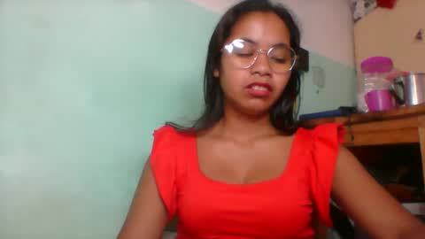 rinah856024 online show from June 1, 2026, 6:15 am