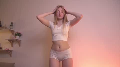 little princess Vivi online show from June 21, 2026, 5:32 am