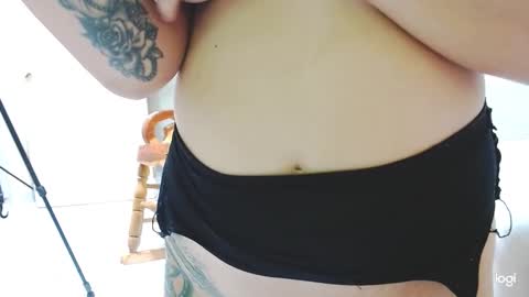 rio_and_sophia online show from December 14, 2024, 7:51 am