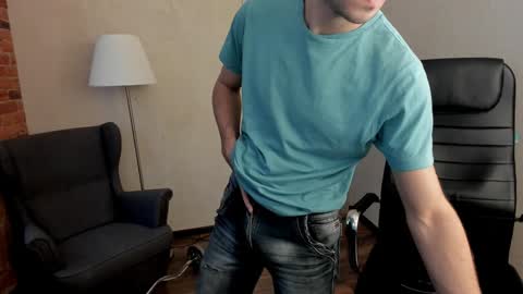 VAnitas online show from February 5, 2025, 1:22 pm