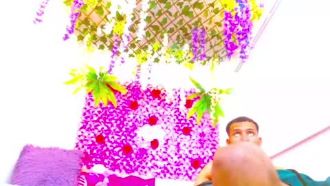 Snapshot of risitos_de_oro_ chatting on October 30, 2025, 11:49 pm Risitos De Oro online show from October 30, 2025, 11:49 pm