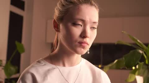 Snapshot of rivagosnell chatting on March 11, 2026, 4:24 pm Akemi online show from March 11, 2026, 4:24 pm