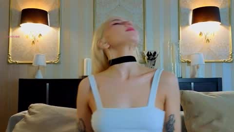 Snapshot of rivagosnell chatting on March 22, 2026, 3:54 am Akemi online show from March 22, 2026, 3:54 am