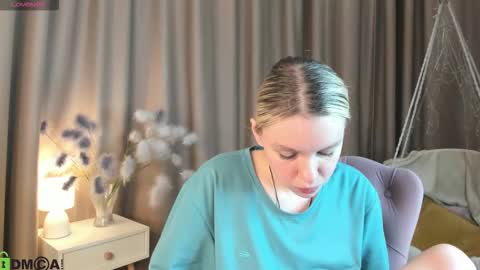 Snapshot of river_stoynee chatting on October 24, 2025, 5:09 pm river_stoynee online show from October 24, 2025, 5:09 pm