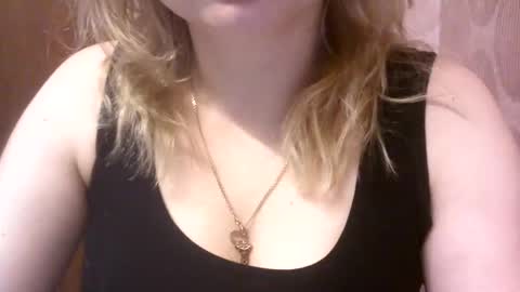 RiveraMaureen online show from January 5, 2025, 4:47 am