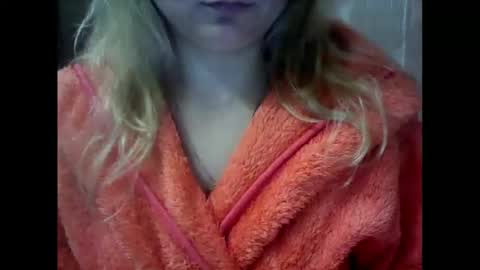 RiveraMaureen online show from October 9, 2025, 10:41 pm