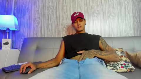 Snapshot of rivernbalderr chatting on September 17, 2025, 2:57 am Its Rivern Show online show from September 17, 2025, 2:57 am