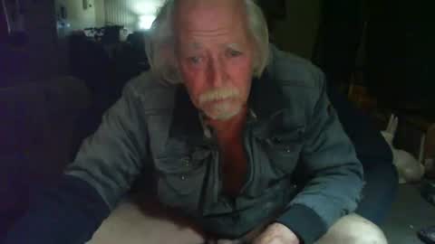 riveratggg online show from November 18, 2025, 9:19 pm