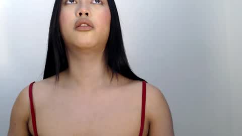 Snapshot of riyah_parker chatting on May 26, 2026, 2:18 am riyah_parker online show from May 26, 2026, 2:18 am