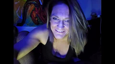 Snapshot of rjeanr chatting on December 8, 2024, 2:49 am Randiz online show from December 8, 2024, 2:49 am