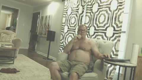 rjkelly6892 online show from May 25, 2026, 10:05 pm