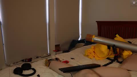 Ryan aka KeylimeRy online show from February 2, 2026, 6:28 pm