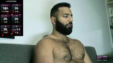 Snapshot of roa32sebas chatting on May 13, 2026, 3:31 pm SebasRoa online show from May 13, 2026, 3:31 pm