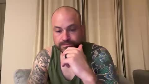 Snapshot of roadking1122 chatting on May 17, 2026, 1:58 am roadking1122 online show from May 17, 2026, 1:58 am