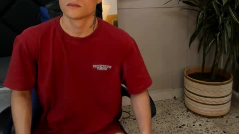 Roan Birkin online show from March 20, 2026, 7:41 pm