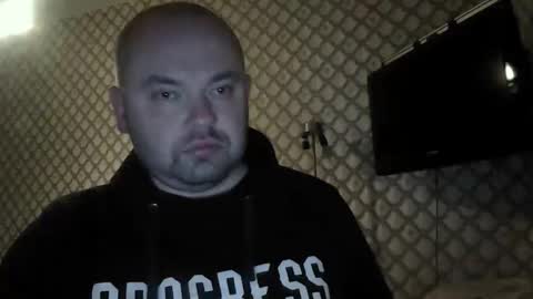 rob18997 online show from November 23, 2025, 11:04 pm