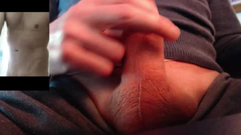 robby66_56 online show from December 18, 2025, 4:24 pm