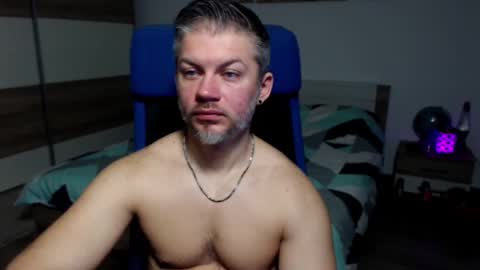 Snapshot of robbyshawz chatting on December 3, 2024, 5:31 am robbyshawz online show from December 3, 2024, 5:31 am