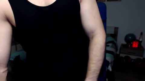 Snapshot of robbyshawz chatting on December 4, 2024, 9:07 am robbyshawz online show from December 4, 2024, 9:07 am