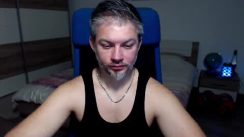 Snapshot of robbyshawz chatting on December 19, 2024, 9:51 am robbyshawz online show from December 19, 2024, 9:51 am