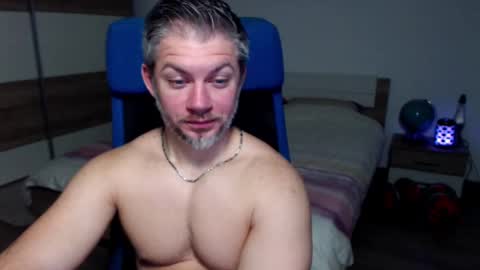 Snapshot of robbyshawz chatting on December 22, 2024, 5:23 am robbyshawz online show from December 22, 2024, 5:23 am