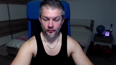 Snapshot of robbyshawz chatting on December 22, 2024, 9:00 am robbyshawz online show from December 22, 2024, 9:00 am