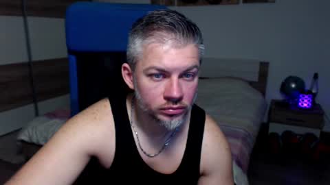 Snapshot of robbyshawz chatting on December 26, 2024, 11:43 am robbyshawz online show from December 26, 2024, 11:43 am