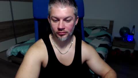 Snapshot of robbyshawz chatting on January 2, 2025, 11:52 am robbyshawz online show from January 2, 2025, 11:52 am