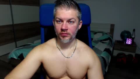 Snapshot of robbyshawz chatting on January 6, 2025, 5:30 am robbyshawz online show from January 6, 2025, 5:30 am