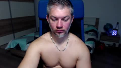 Snapshot of robbyshawz chatting on January 10, 2025, 11:33 am robbyshawz online show from January 10, 2025, 11:33 am