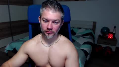 Snapshot of robbyshawz chatting on January 13, 2025, 5:33 am robbyshawz online show from January 13, 2025, 5:33 am