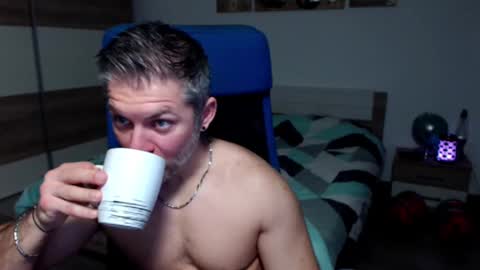 Snapshot of robbyshawz chatting on January 15, 2025, 5:08 am robbyshawz online show from January 15, 2025, 5:08 am