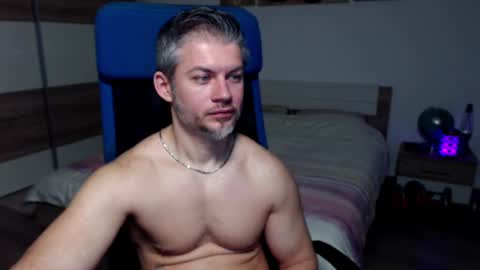 Snapshot of robbyshawz chatting on January 31, 2025, 9:48 am robbyshawz online show from January 31, 2025, 9:48 am