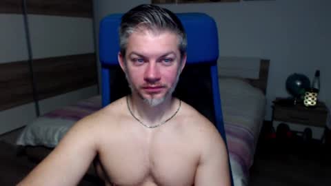 Snapshot of robbyshawz chatting on February 5, 2025, 5:30 am robbyshawz online show from February 5, 2025, 5:30 am
