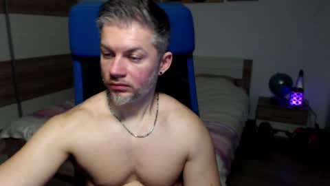 Snapshot of robbyshawz chatting on February 27, 2025, 10:48 am robbyshawz online show from February 27, 2025, 10:48 am