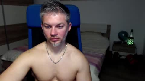 Snapshot of robbyshawz chatting on March 4, 2025, 10:57 am robbyshawz online show from March 4, 2025, 10:57 am