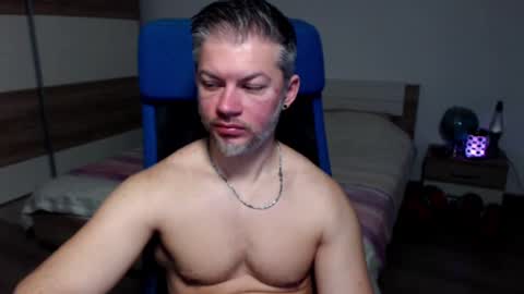 Snapshot of robbyshawz chatting on March 9, 2025, 6:50 am robbyshawz online show from March 9, 2025, 6:50 am