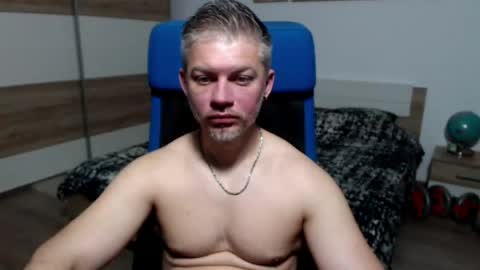 robbyshawz online show from May 11, 2026, 5:02 am