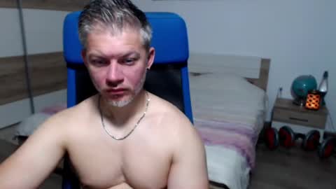 robbyshawz online show from June 1, 2026, 3:52 am