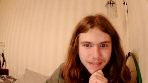 RobbyxAnderson online show from September 9, 2025, 4:39 pm