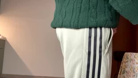 Snapshot of roberpierre_ho chatting on March 10, 2026, 1:32 am roberpierre_ho online show from March 10, 2026, 1:32 am